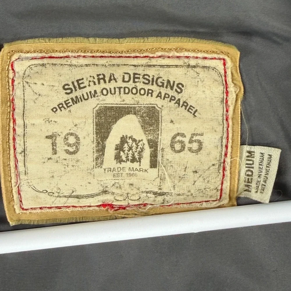 Sierra Designs Hooded Military Jacket Mens M Green Outdoor Zip Up Pockets Hiking